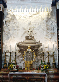 Šv. Kazimiero koplyčios altorius.  Silvijos Knezekytės fotografija